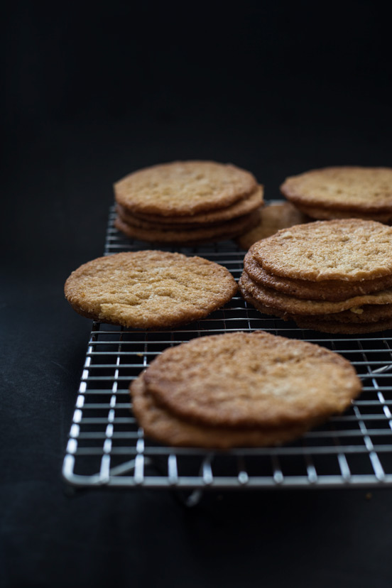 Thin &amp; Crispy Coconut Cookies